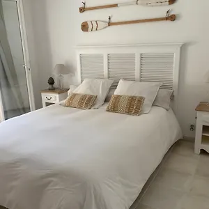  Couette-café Dans Un Petit Paradis France